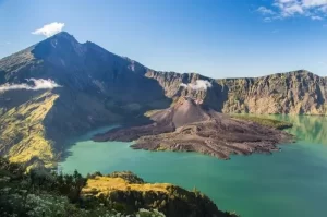 10 Taman & Objek Wisata Alam Terbaik di Lombok